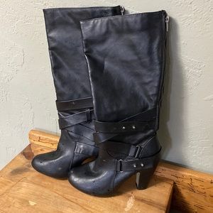 Ladies boots